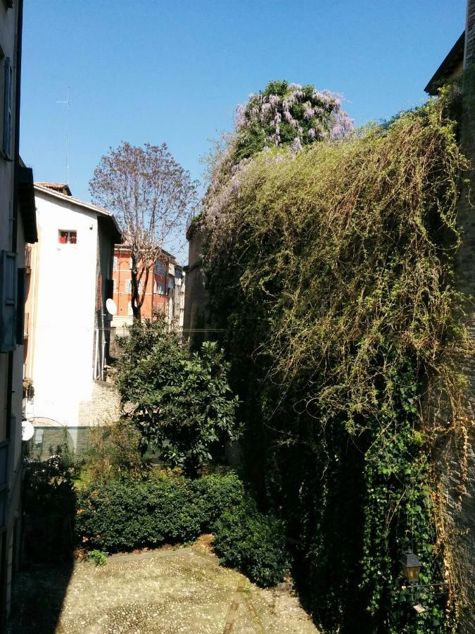 Honey House Parma Lägenhet Exteriör bild